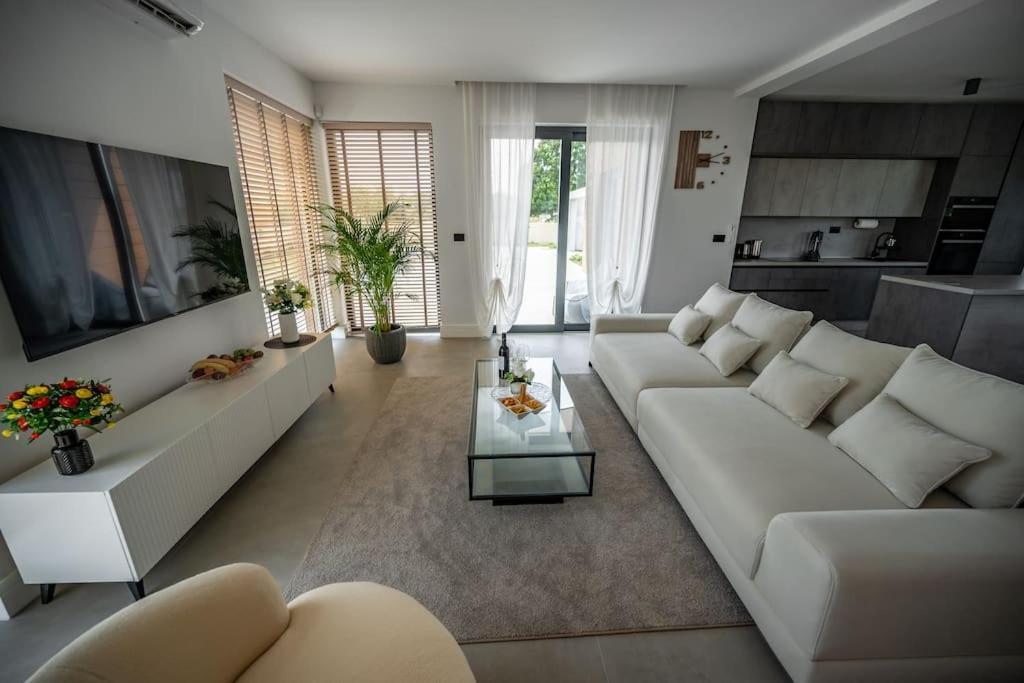 Villa Lila - Sunshine Marcana ภายนอก รูปภาพ