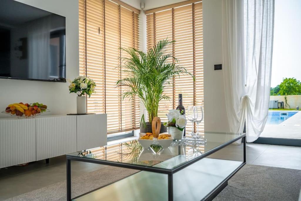 Villa Lila - Sunshine Marcana ภายนอก รูปภาพ